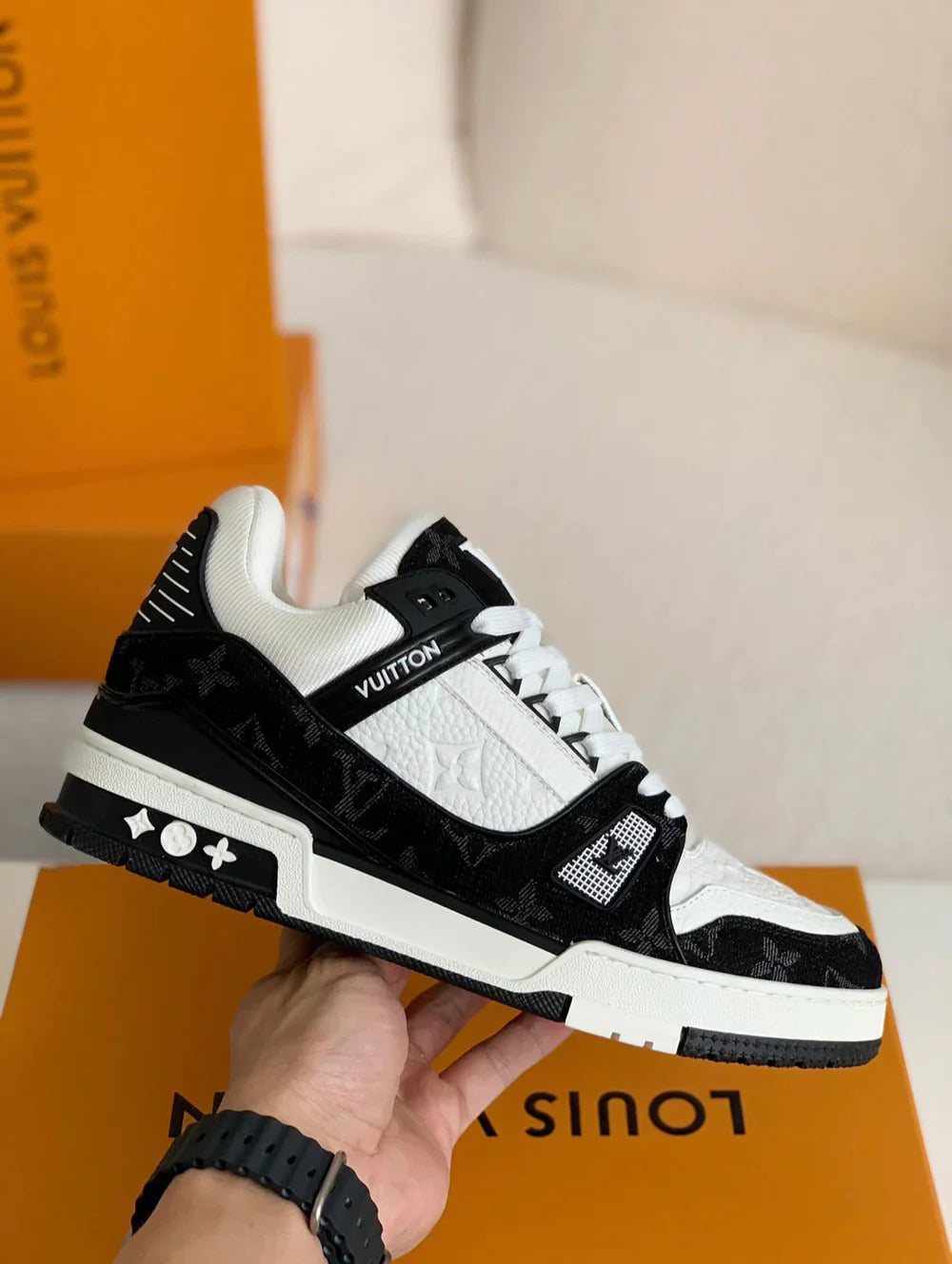 LOUIS VUITTON TRAINER