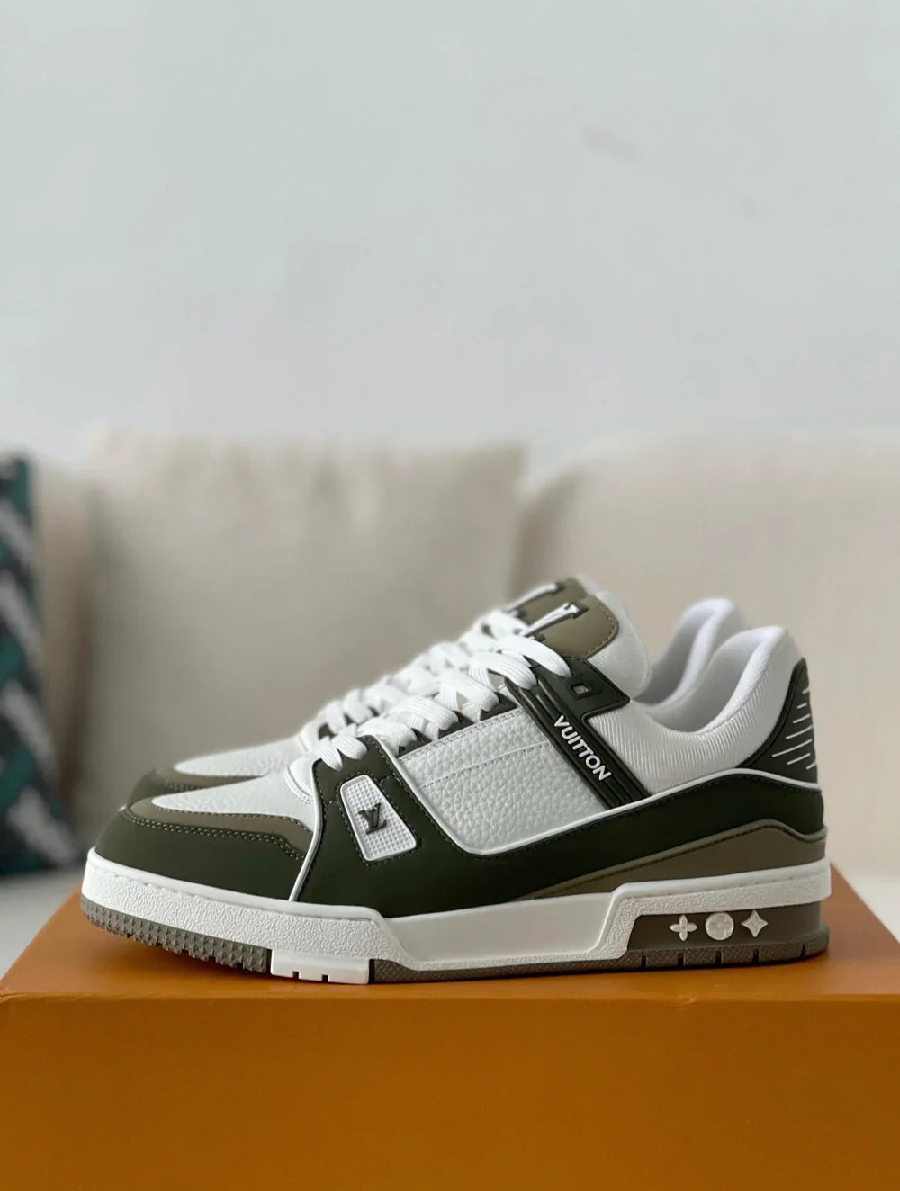 LOUIS VUITTON TRAINER