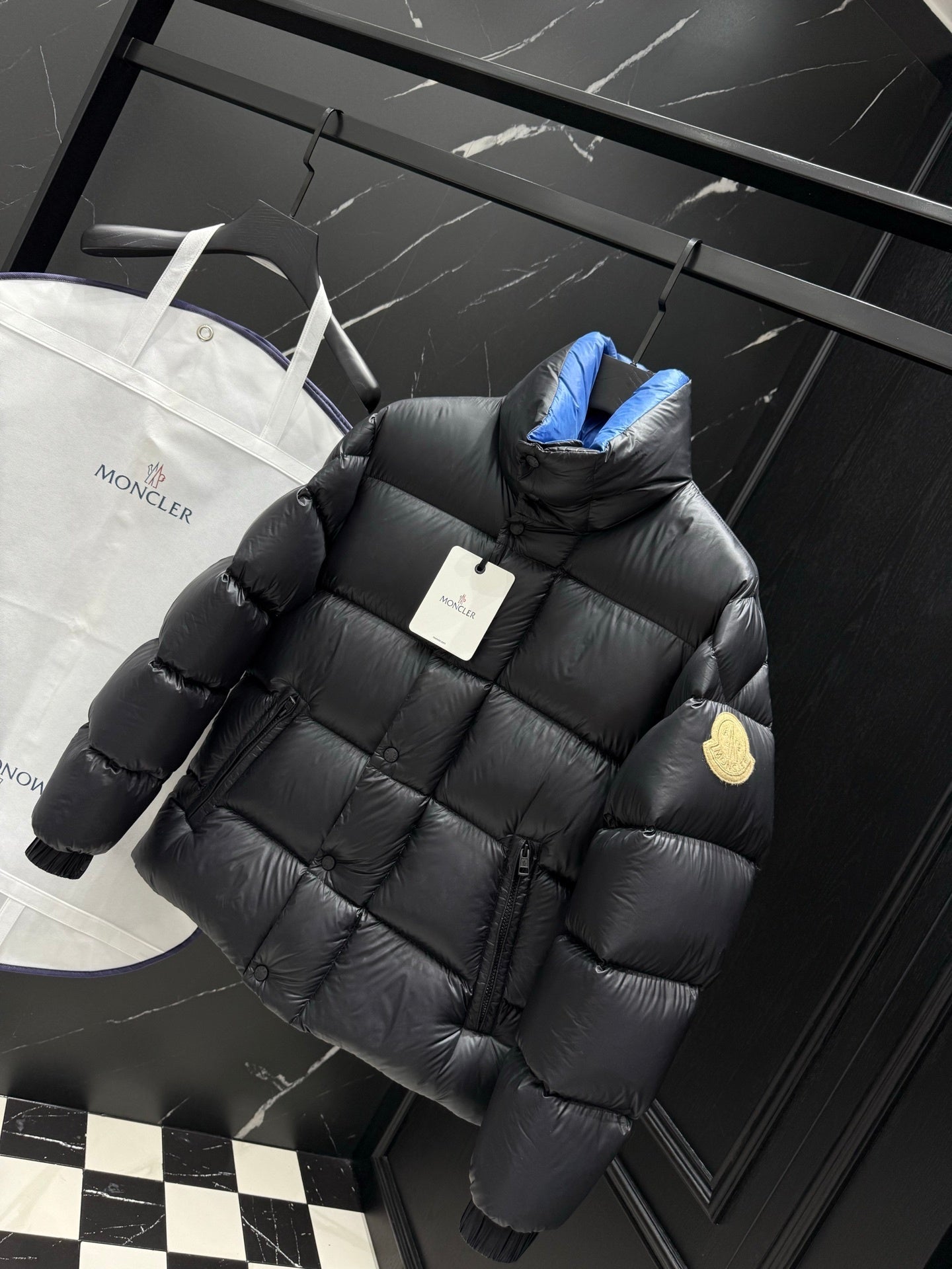 MONCLER