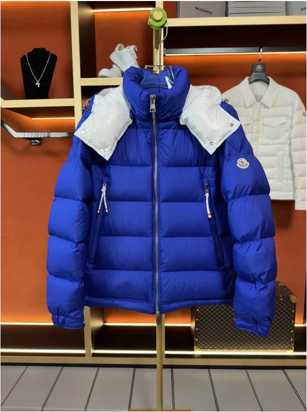 MONCLER