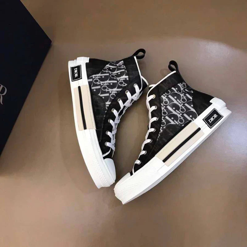 DIOR SNEAKER