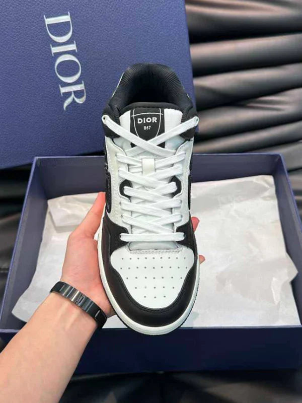 DIOR SNEAKER