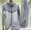 NIKE TRACKSUIT
