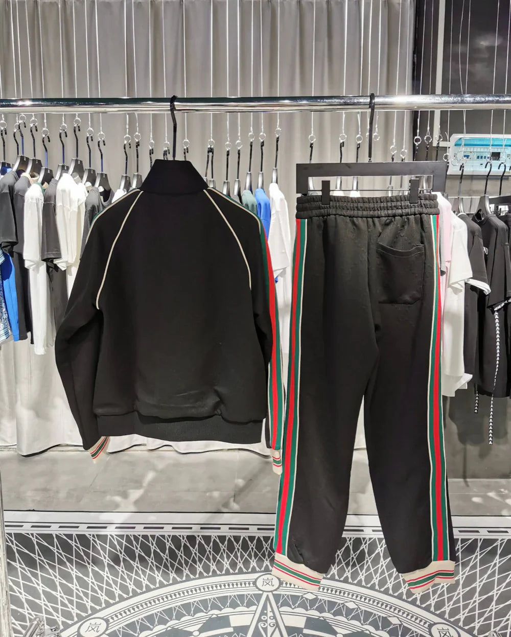 GUCCI TRACKSUIT