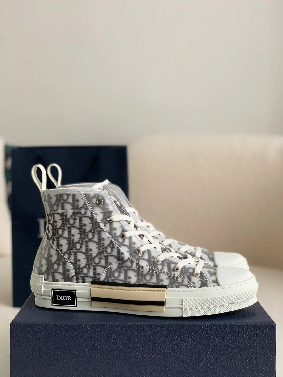 DIOR SNEAKER