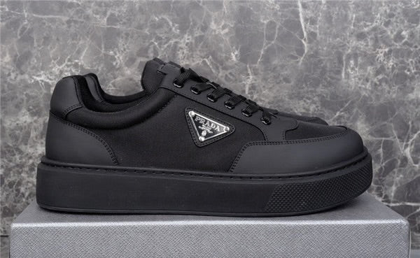 PRADA SNEAKER