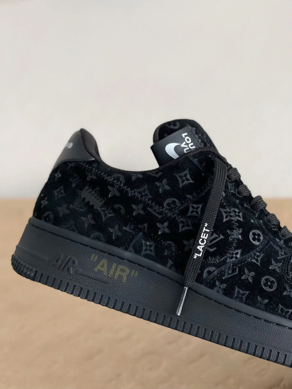 AIR FORCE 1 X LOUIS VUITTON